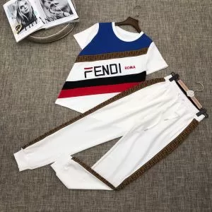 2020夏ファション新品 FENDI フェンディ ジャージ 上下セット 2色可選 上品な涼やかさある印象に