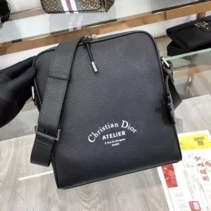 2年以上連続1位獲得 ディオール DIOR おしゃれな人が持っている ショルダーバッグ
