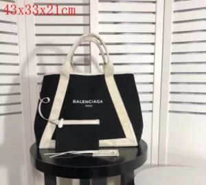 ネット販売限定 バレンシアガ BALENCIAGA ショルダーバッグ 多色可選 2020【SALE】