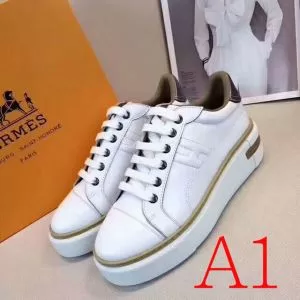速報2020年秋ファッショントレンド2色可選 ランニングシューズ 秋冬に大注目のカラー エルメス HERMES 秋冬もちろん主役級