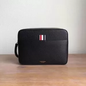 人気ストリートブランド新品 トムブラウン THOM BROWNE ポーチ 2020年春夏シーズンの人気