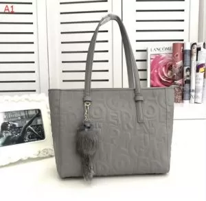 サルヴァトーレフェラガモ FERRAGAMO 2020最新入荷 4色選択可ハンドバッグ