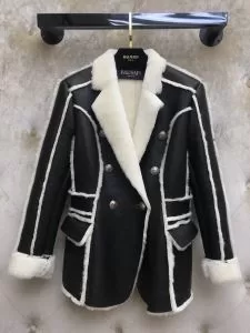 202020秋冬トレンドファッション バルマン BALMAIN 最新秋冬トレンドをチェック トッパーコート 秋冬流行りファション