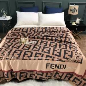 おすすめする注目トレンド フェンディ【2020秋冬】今きてる最先端ブランド FENDI 寝具4点セット