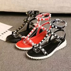 入手困難 ヴァレンティノ VALENTINO 2020春夏新作 サンダル 3色可選