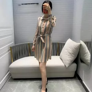大人の可愛さを引き立て 大人の余裕が漂う バーバリー BURBERRY ワンピース 2020春夏は人気定番