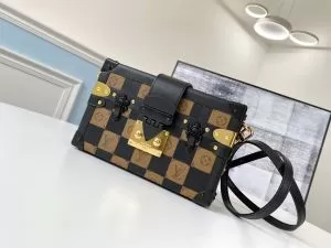 トレンド最先端のアイテム ルイ ヴィトン LOUIS VUITTON どのアイテムも手頃な価格で レディースバッグ