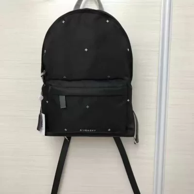 リュック、バックパック2020新作プレゼントにジバンシィ GIVENCHY