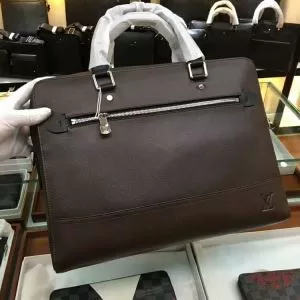 手持ちショルダー掛け ルイ ヴィトン LOUIS VUITTON 2020春夏新作 完売品