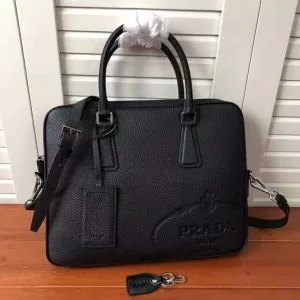 お得な PRADA 希少性の高い 2020最安値手持ちショルダー掛け プラダ 売上ランキング1位