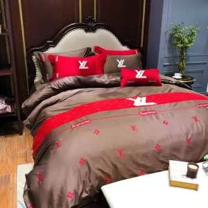 絶妙な大人っぽさと遊び心 寝具4点セット シュプリーム 最速2020秋冬トレンドブランド SUPREME