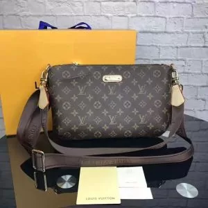 モノグラム LOUIS VUITTON ルイ ヴィトン 今季大人気新作登場 2020年秋冬入荷 主役級のアイテム