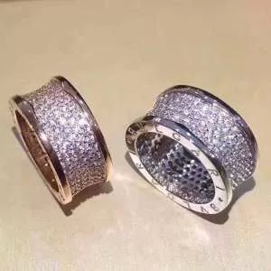 この夏は注目新作 ブルガリ 夏らしい抜け感を演出し BVLGARI 2020年春夏シーズンの人気リング指輪