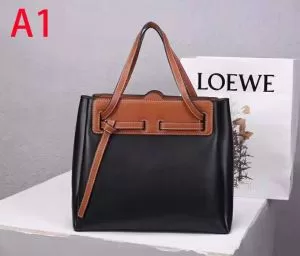 ロエベ LOEWE キレイめ感が強い 多色選択可 風通しの良いフレア レディースバッグ 春夏の流行り2020新品
