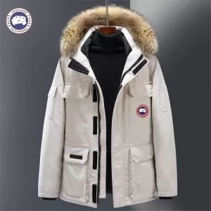 2020トレンド秋冬おすすめ安い カナダグースお洒落で秋冬注目トレンド Canada Goose 2色可選 ダウンジャケット