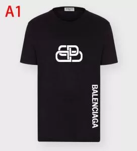 多色可選 万能に使える 半袖Tシャツ 手頃価格でカブり知らず バレンシアガ BALENCIAGA 価格も嬉しいアイテム