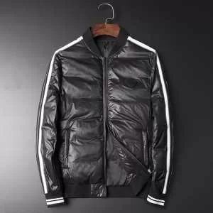 20202020秋冬のファッション 機能性が良くブランド新品 アルマーニ ARMANI 今季トレンド新作はこれ ダウンジャケット メンズ
