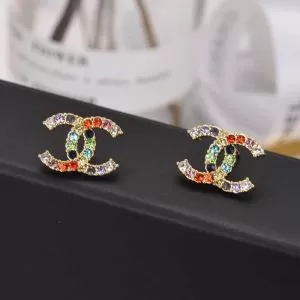 この時期の一番人気は シャネル CHANEL2年以上連続１位獲得 ピアス 2020話題の商品