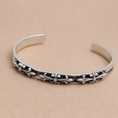 【大人気】定番商品 2020 クロムハーツ CHROME HEARTS シルバー925 バングル