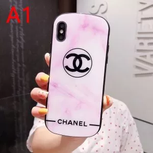 今季トレンド新作はこれ 3色可選 2020秋冬トレンドアイテム シャネル CHANEL ケータイケース