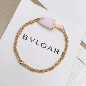 ブレスレット オシャレな印象に ブルガリ 夏らしい爽やかさ BVLGARI 2020春夏も引き続き人気セール