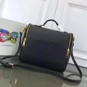 有名人同じアイテム 流行の注目ブランド PRADA プラダ ハンドバッグ 2色可選