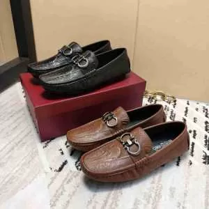 さわやかに新品おすすめ サルヴァトーレフェラガモ FERRAGAMO2020秋冬トレンドアイテム ローファー 今年注目な新品セール