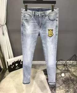 バーバリー海外限定ライン BURBERRY 20SSトレンド ジーンズ 使いやすい新品
