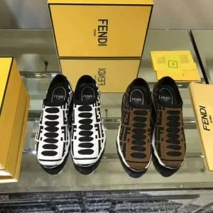 FENDI フェンディ ランニングシューズ 2色可選 秋冬超人気の最新作 絶妙な新商品 2020新品入荷