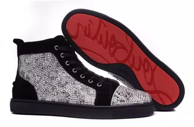 大人気☆NEW 2020 クリスチャンルブタン Christian Louboutin 軽量で疲れにくい ハイトップシューズ