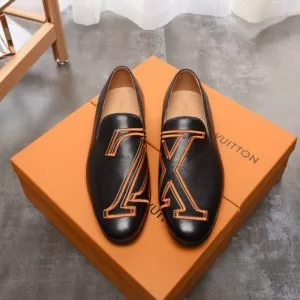 春夏のトレンドアイテム ビジネスシューズ 春夏の流行り2020新品 ルイ ヴィトン LOUIS VUITTON 夏らしい品格が漂う