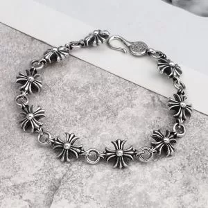 スタイルを綺麗に クロムハーツ CHROME HEARTS 新しい斬新なスタイル ブレスレット