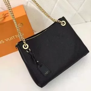 LOUIS VUITTON ルイ ヴィトン ショルダーバッグ 4色可選 目前の注目ブランド 暖かな着心地