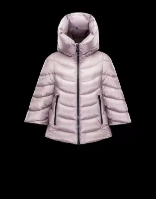 モンクレール MONCLER 2020秋冬 海外セレブ愛用 ダウンジャケット厳しい寒さに耐える
