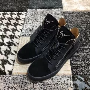 GIUSEPPE ZANOTTI 取り入れやすい ジュゼッペ ザノッティ ランニングシューズ 確定となる上品
