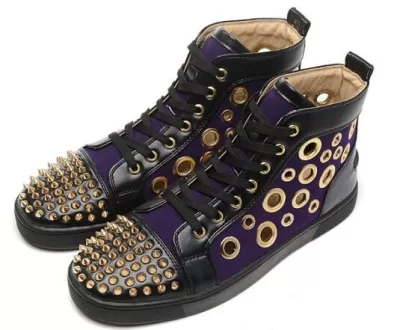 着心地抜群2020 Christian Louboutinクリスチャンルブタン スパイク 穴が付くデザイン スニーカー