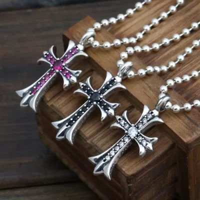 大人気再登場 2020 クロムハーツ CHROME HEARTS シルバー925 ペンダントトップ 十字架 3色可選