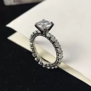 人気ランキング最高 リング指輪 限定色がお目見え ティファニー TiffanyCo