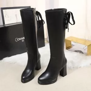 2020秋冬人気色おすすめ シャネル CHANEL 秋トレンドの新定番 レザーブーツ 人気ブランドの新作秋冬トレンド