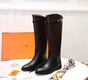 今季トレンド新作はこれ レザーブーツ 秋冬に大注目のカラー エルメス HERMES 速報2020年秋ファッショントレンド