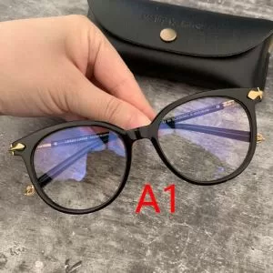 に着たい 一気にトレンド感満載な着こなし クロムハーツ CHROME HEARTS 眼鏡 多色可選