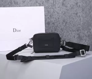 どのアイテムも手頃な価格で ディオール DIOR2020春新作 ショルダーバッグ ファッションに合わせ