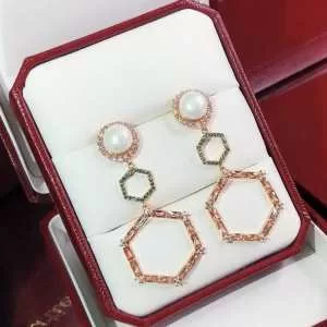 普段のファッション スワロフスキー オススメのアイテムを見逃すな SWAROVSKI ピアス2020話題の商品