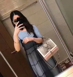 高級感を備えている2020 フェンディ FENDI 手持ちショルダー掛け