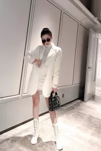 ロングコート 202020秋冬トレンドファッション シャネル 絶対おさえるべきカラーと最新 CHANEL 最新秋冬トレンドをチェック