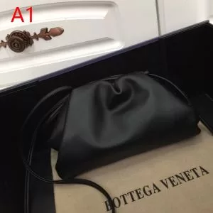 素敵カジュアルの春夏コレクション ボッテガ ヴェネタ BOTTEGA VENETA 【2020年】夏のファッション レディースバッグ 多色選択可 旬の気分を絶妙に