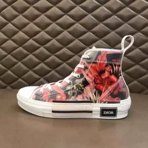 ヒットする秋冬コレクション ディオール 20202020秋冬流行色紹介 DIOR おしゃれ度アップ秋冬コレクション ランニングシューズ
