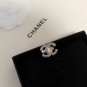 《2020年》今、注目のストリート シャネル CHANEL 通勤の定番 リング指輪 素敵なスタイルで夏の定番