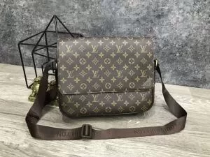 重宝するアイテム 斜め掛けバッグ ルイ ヴィトン LOUIS VUITTON 2020春夏新作