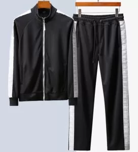 ファッションに取り入れよう 上下セット 2020話題の商品 フェンディ FENDI 限定アイテム特集
